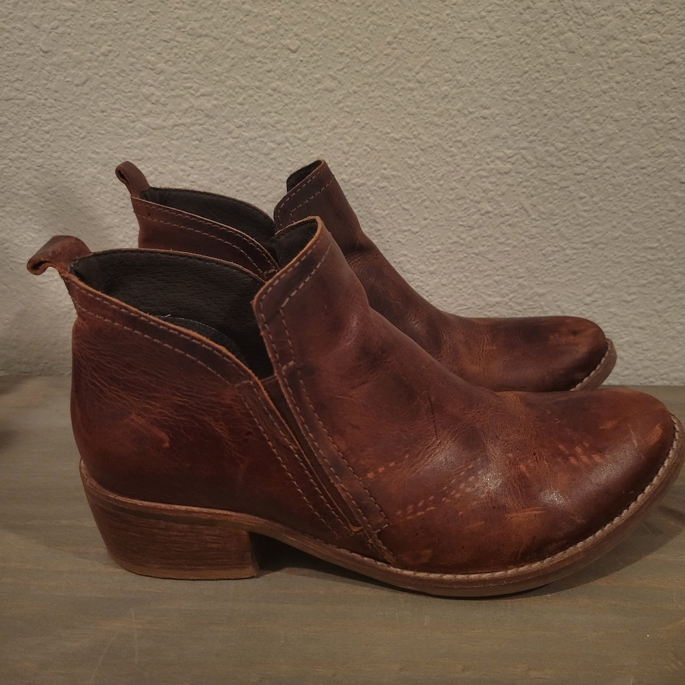 Brown leather ankle boots